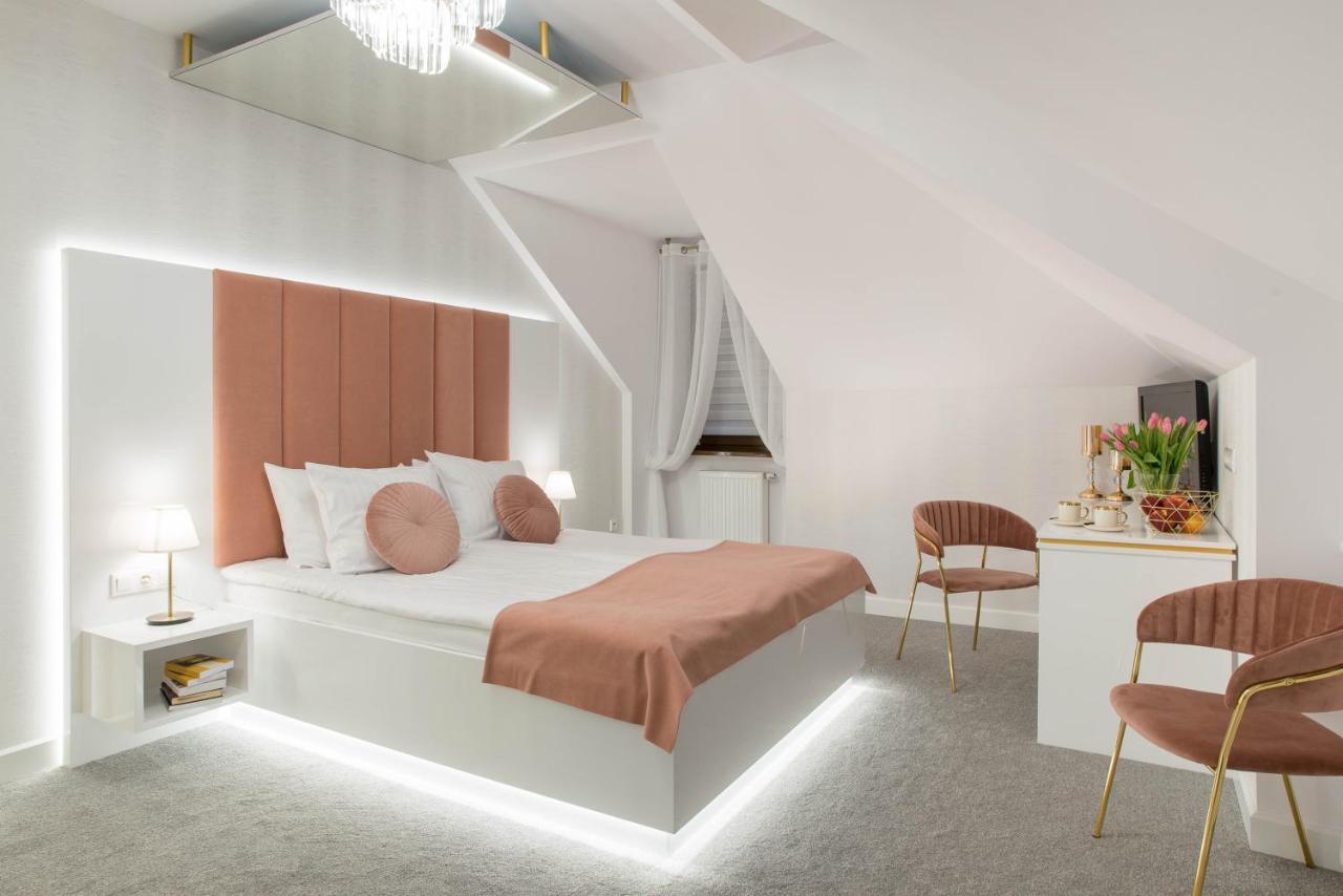 Hotel Nowodwory Ciechanowiec Εξωτερικό φωτογραφία