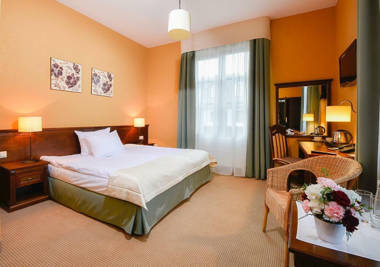 Hotel Nowodwory Ciechanowiec Εξωτερικό φωτογραφία