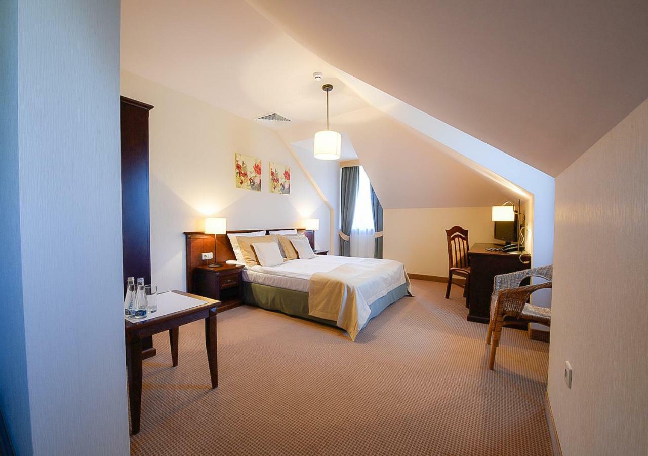 Hotel Nowodwory Ciechanowiec Εξωτερικό φωτογραφία