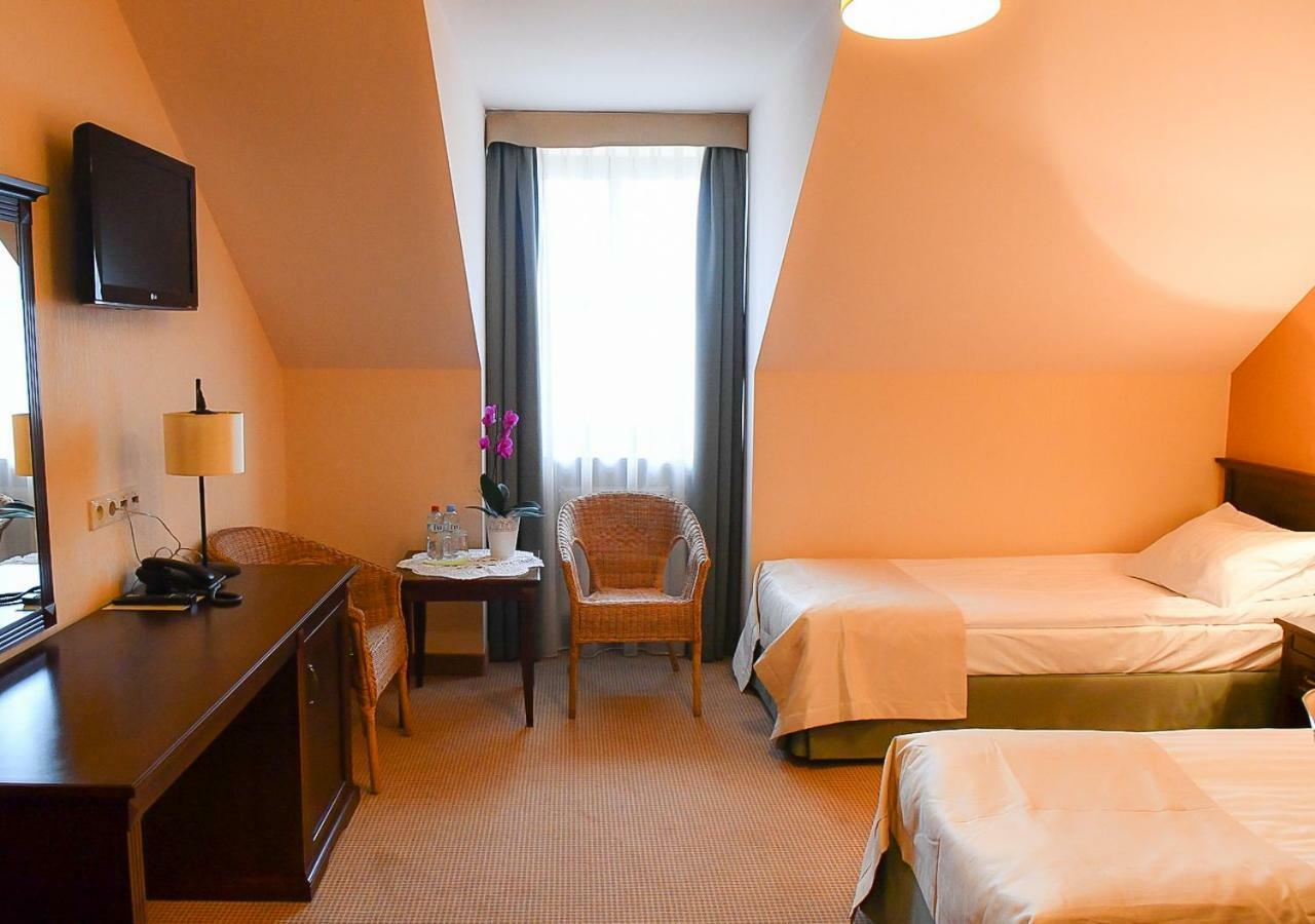 Hotel Nowodwory Ciechanowiec Εξωτερικό φωτογραφία