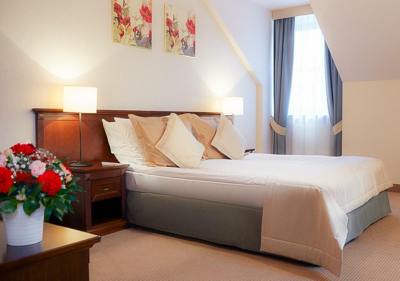Hotel Nowodwory Ciechanowiec Εξωτερικό φωτογραφία