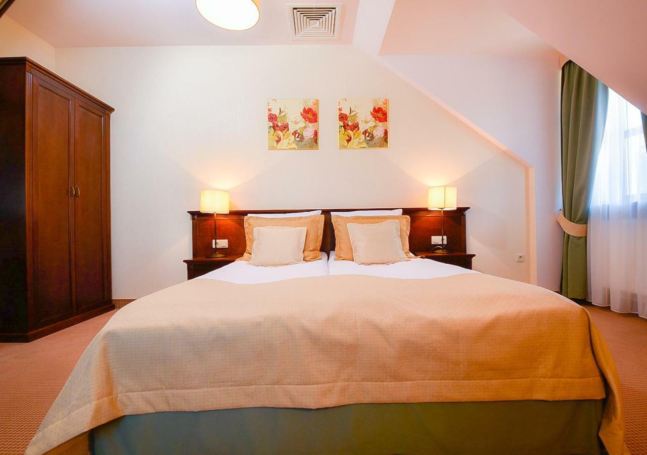 Hotel Nowodwory Ciechanowiec Εξωτερικό φωτογραφία