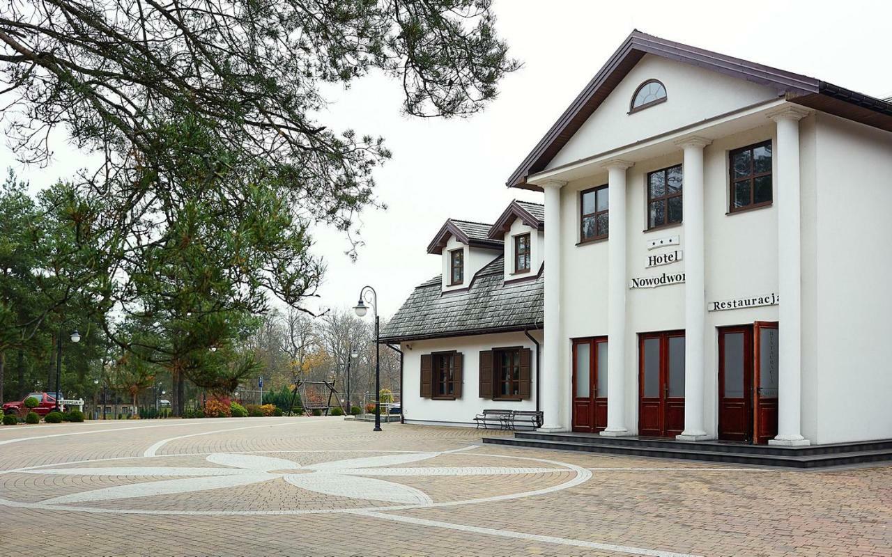 Hotel Nowodwory Ciechanowiec Εξωτερικό φωτογραφία